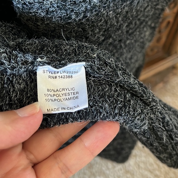 Essue cream/black color block minimalist neutral long open front hooded cardigan - Picture 7 of 7